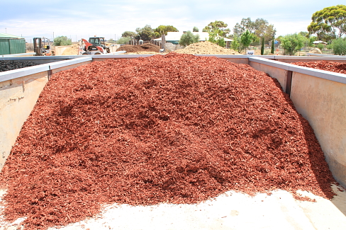 Bulk Red Dyed Mulch